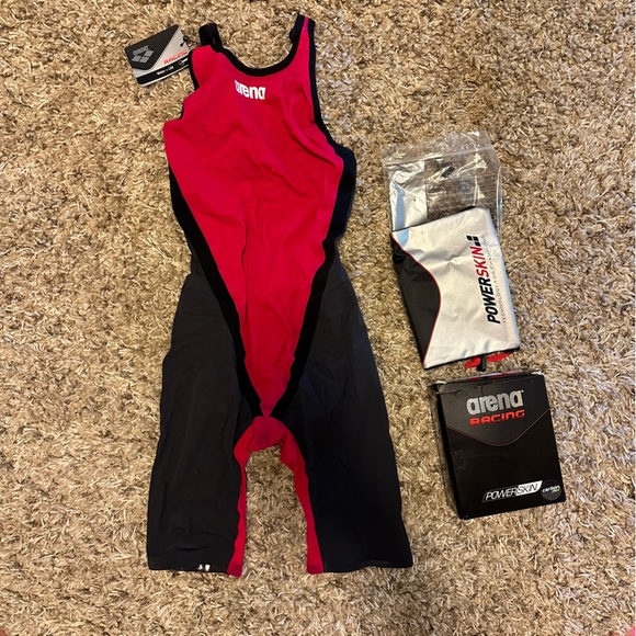 *NWT* Arena Powerskin Carbon Flex Size 28 Pink/Red - Picture 4 of 5